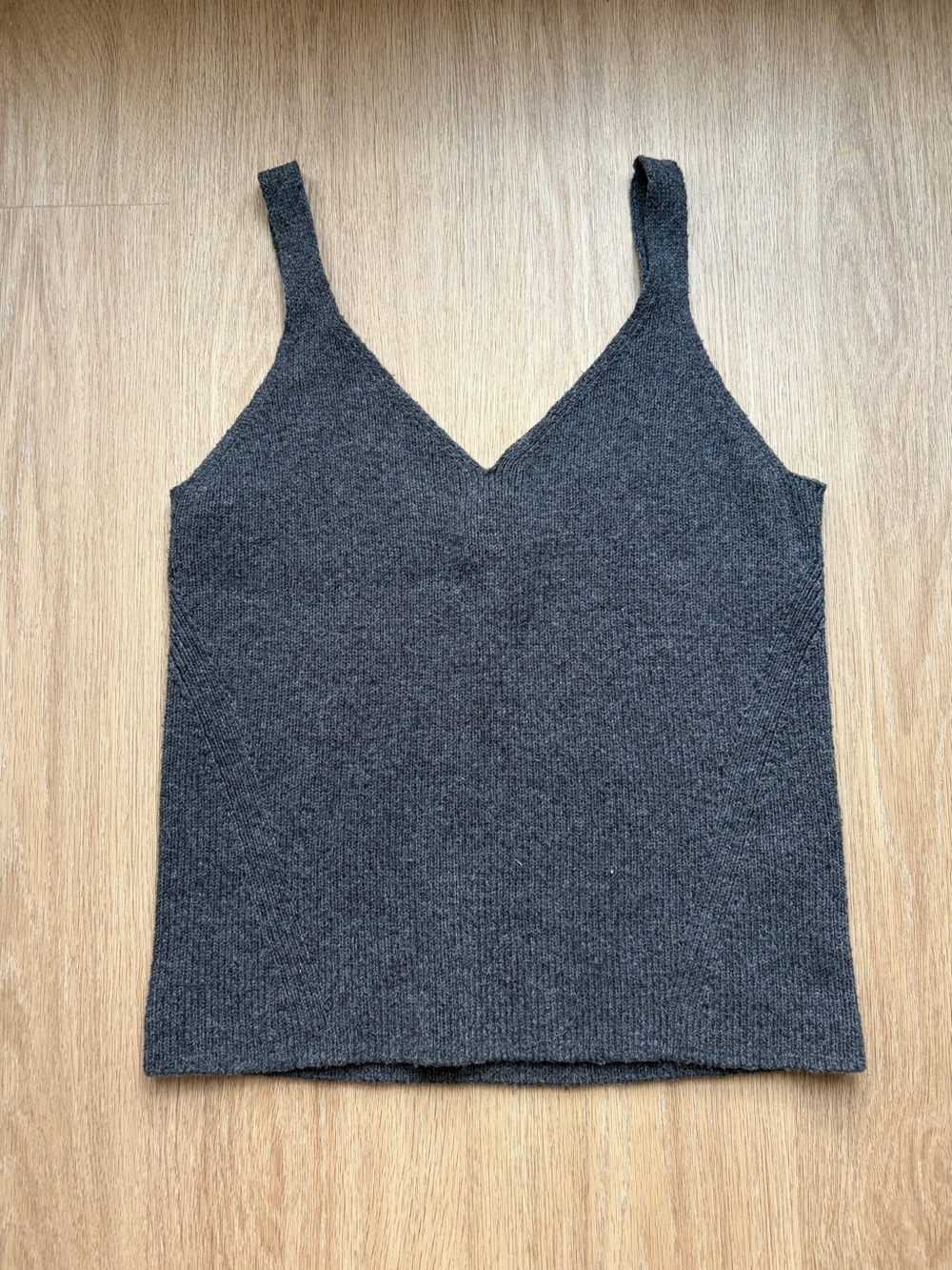 Charcoal Knit V-Neck Tank Top - Women